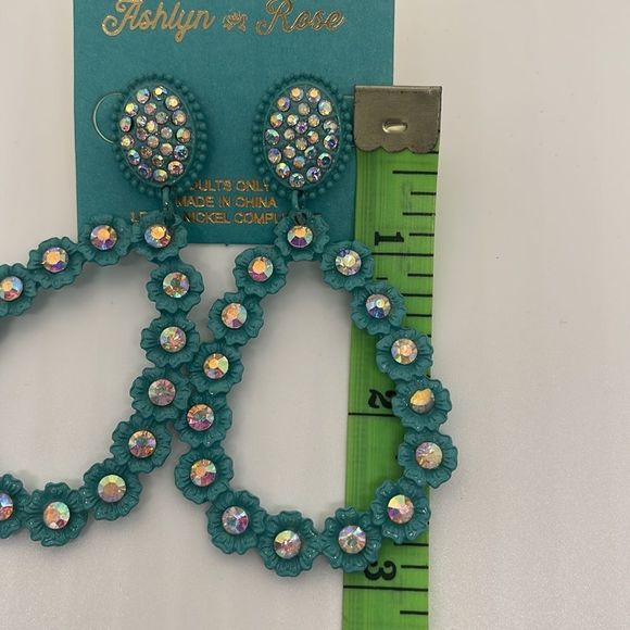 Ashlyn Rose Turquoise Rhinestone Encrusted Statement Earrings New - Picture 5 of 7
